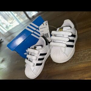 Adidas Superstar
